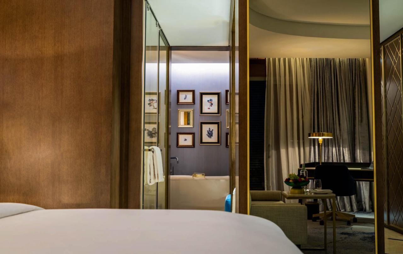 Jareed Hotel Riyadh Exterior photo A room at the hotel