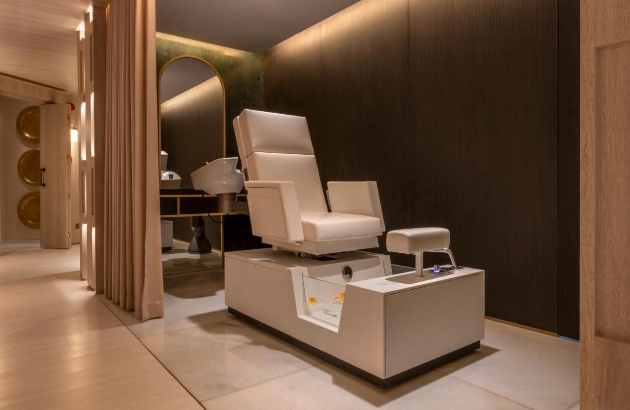 Jareed Hotel Riyadh Exterior photo The spa at The Dorchester