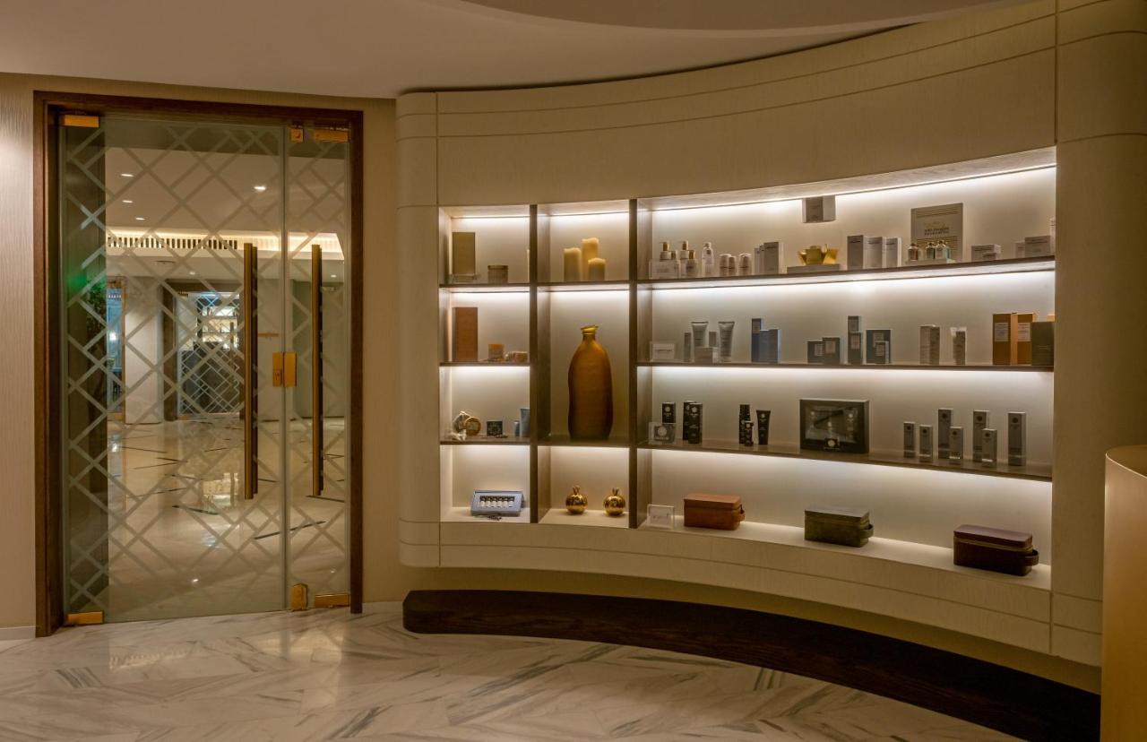 Jareed Hotel Riyadh Exterior photo The Spa at The Ritz-Carlton, Dubai